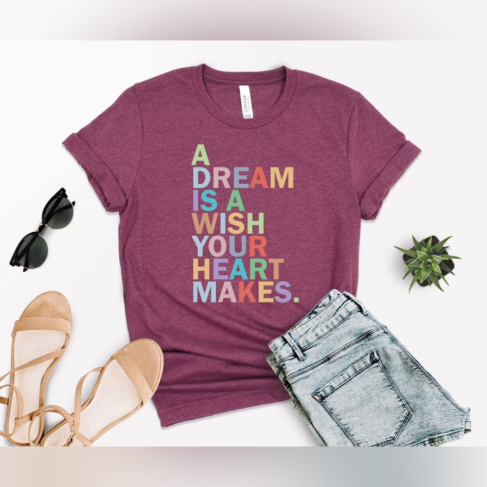 A Dream Is A Wish Your Heart Makes Heather maroon t shirt size small NWOT